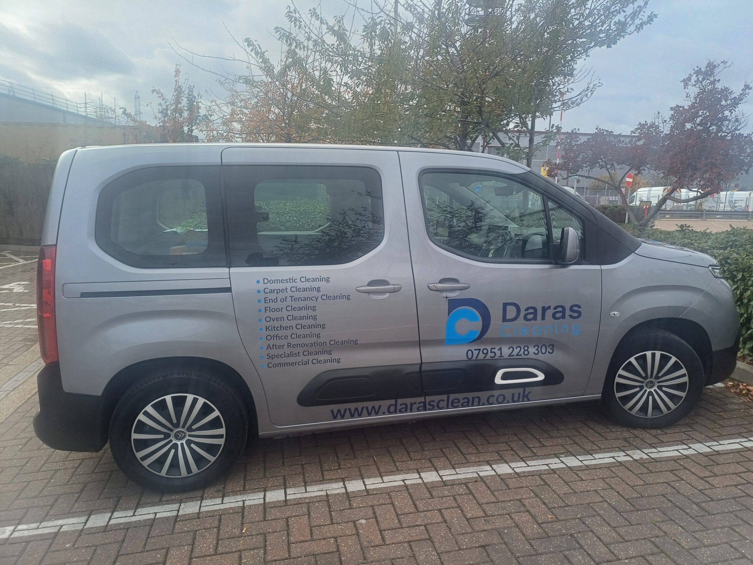 Daras Clean branded vehicle — Sutton & South London